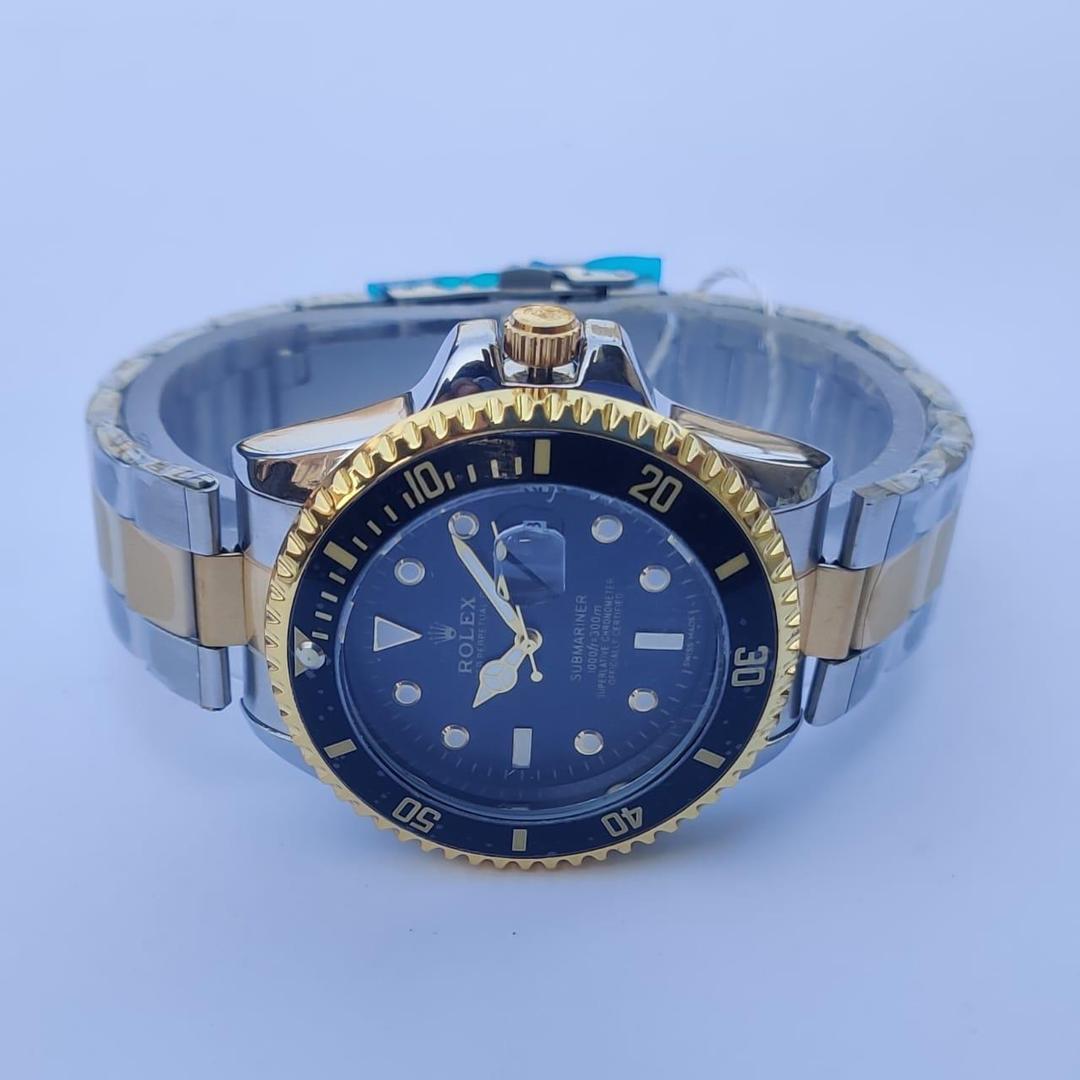 ⌚ Classic Men’s Stainless Steel Analogue Watch